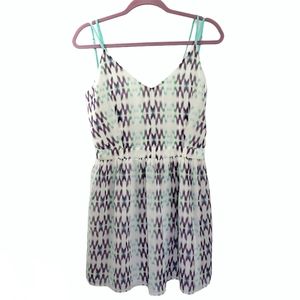 🆕️ | Dolce Vita Hanni Mini Dress Geometric Chiffon Large